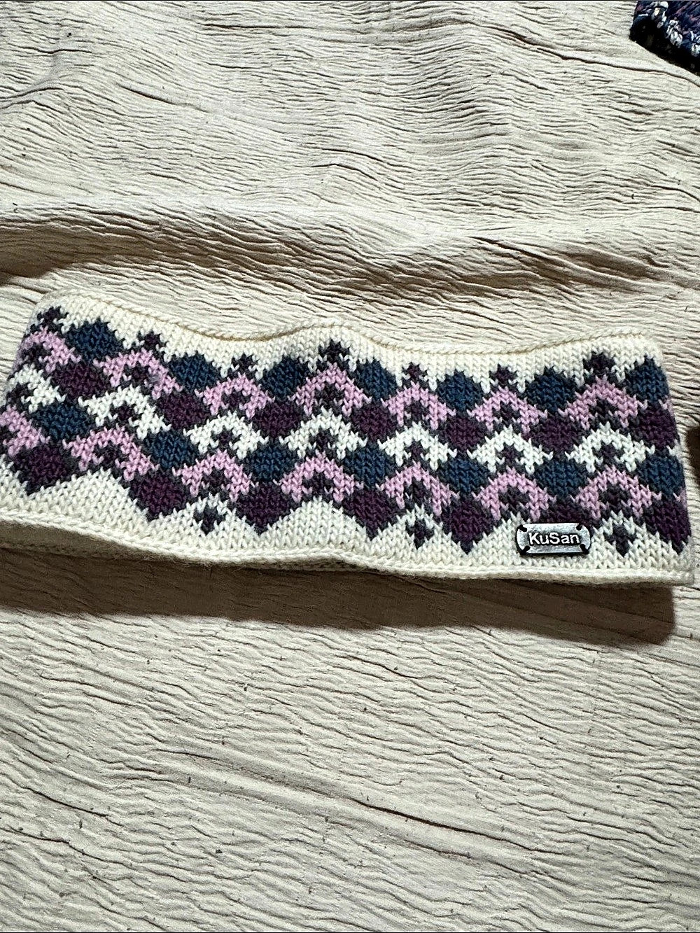 KuSan Geometric Wool Headband in White & Purple Like New